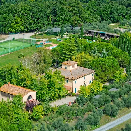 Farm stay Panconesi Montespertoli
